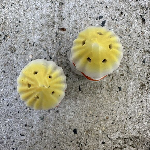 Vintage Sad Circus Clown Ceramic Salt Pepper Shakers Japan 2.5" Polka Dot - Picture 5 of 10